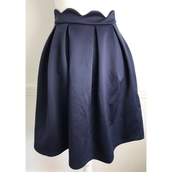 Alya • Navy Blue Tulip Scallop Waist Skirt - Picture 1 of 3